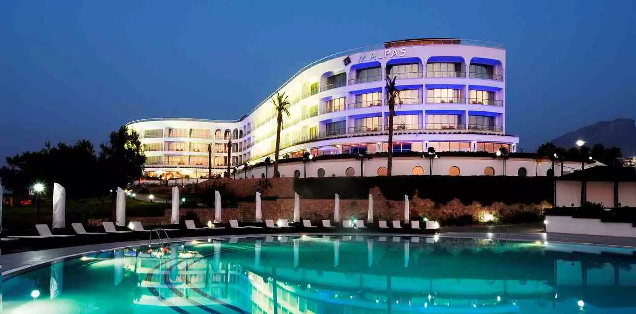 MALPAS_SHABAVIZ (5).jpg